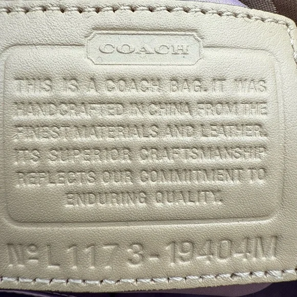 Coach East West Chelsea Op Art Tan Shoulder Bag Signature Tote Bag Pre Owned - Picture 9 of 9